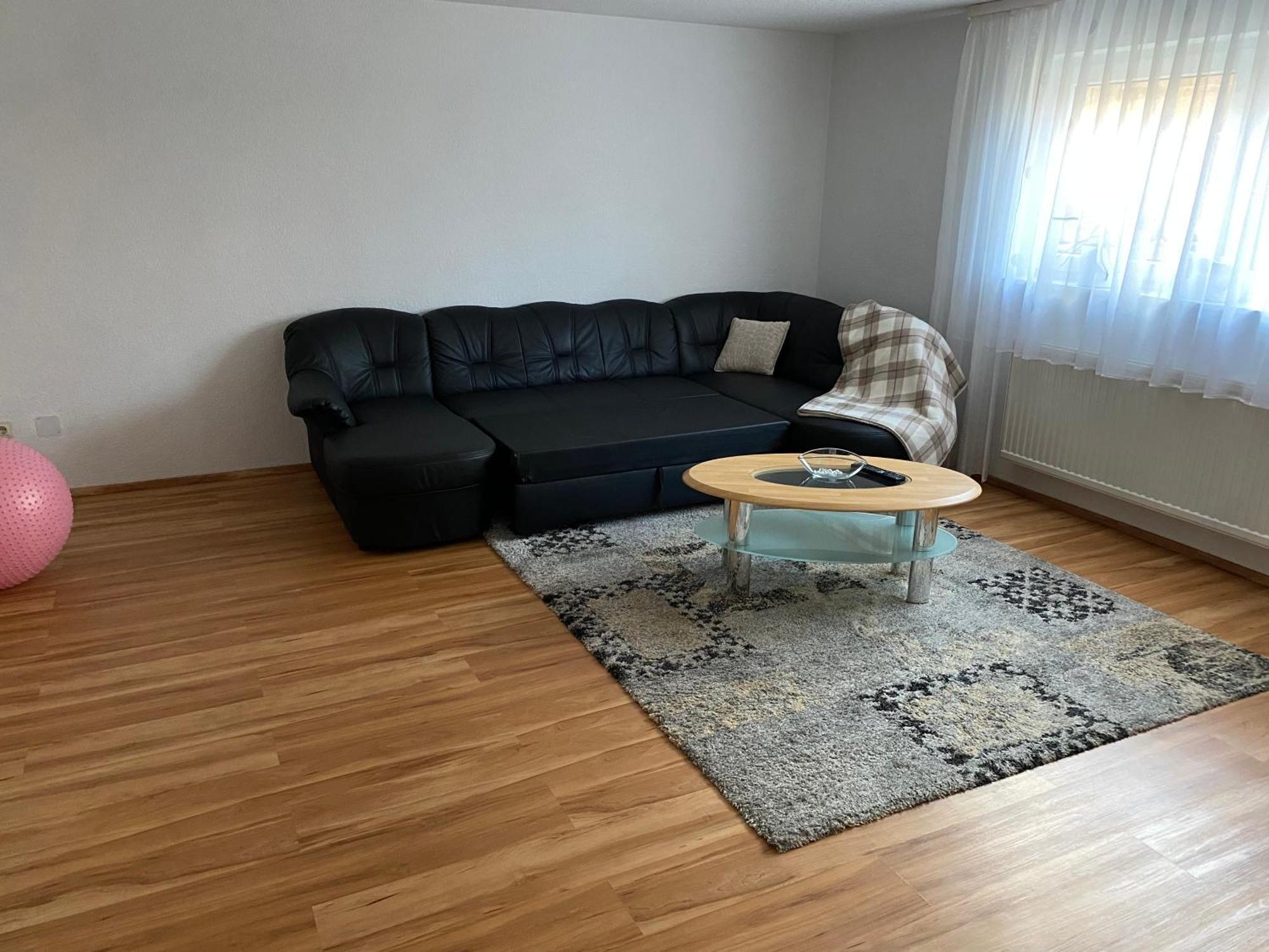 Apartment Ferienwohnung *